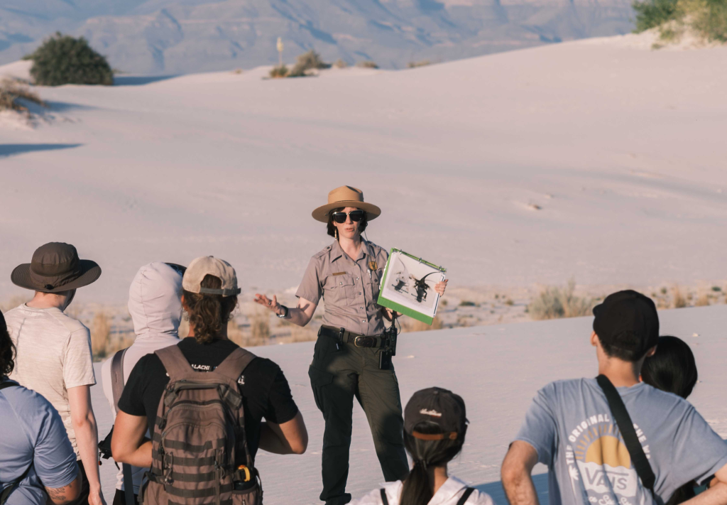 Ultimate Beginner’s Travel Guide: Smart Tips & Tricks