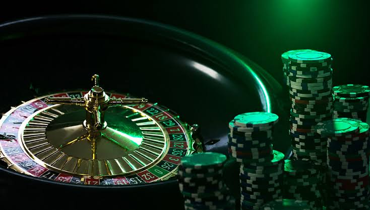 Exploring Modern Digital Entertainment Through Classic Game Experiences